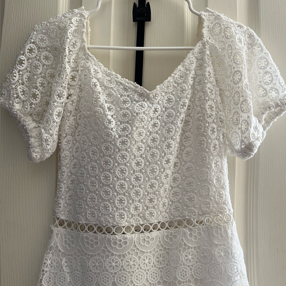 Elegant White Lace Dress Express